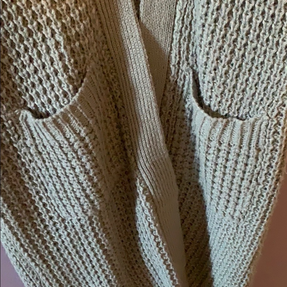 Cardigan - Picture 3 of 5